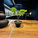 1Br Modern Condo Near The University