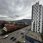 1Br Modern Condo Near The University