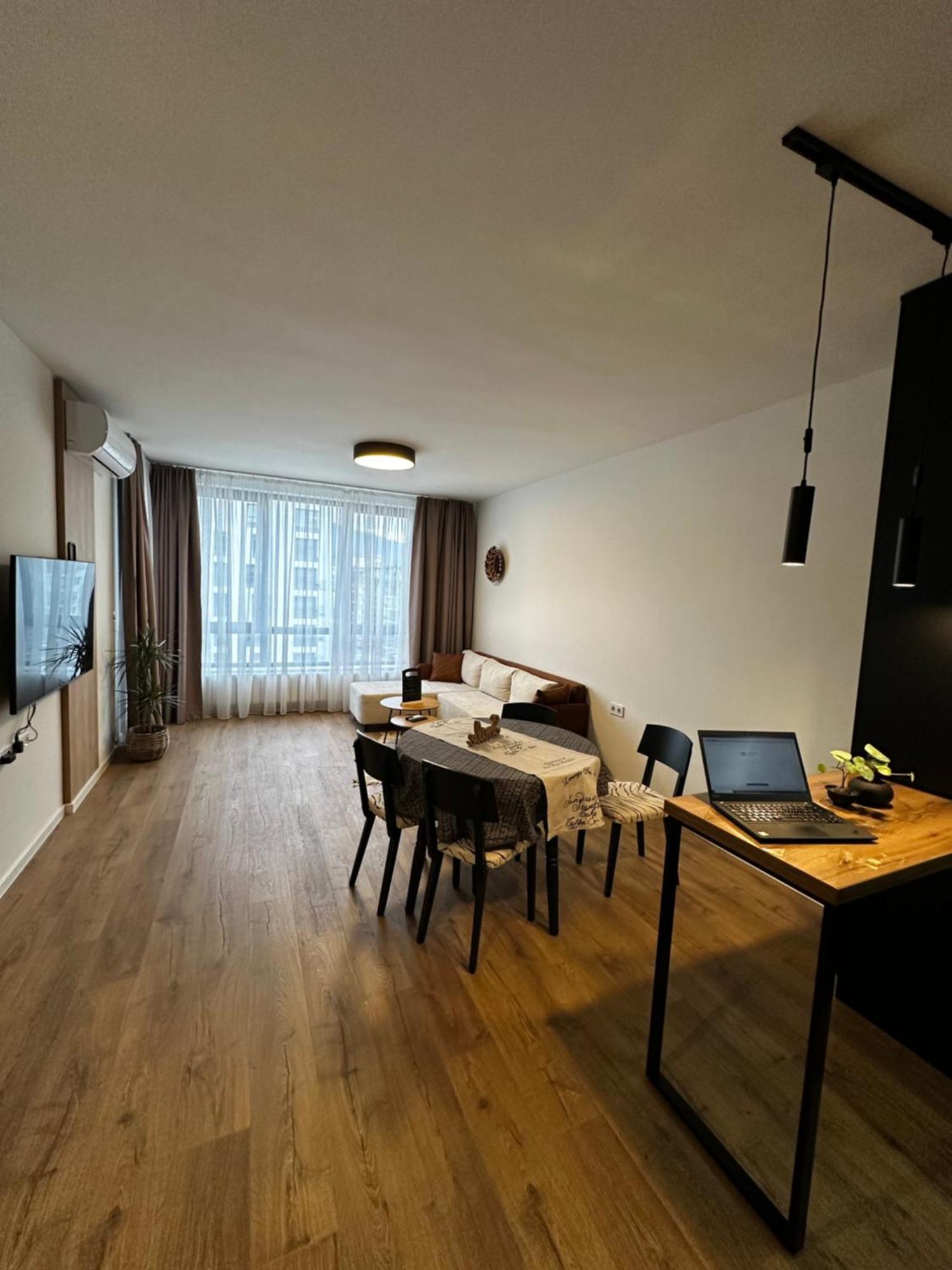 Apartment 1br Modern Near The Sofia