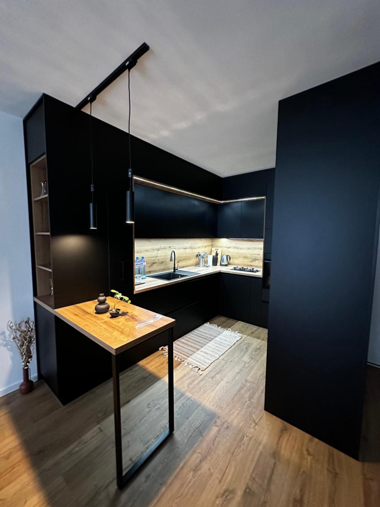1br Modern Near The Apartemen